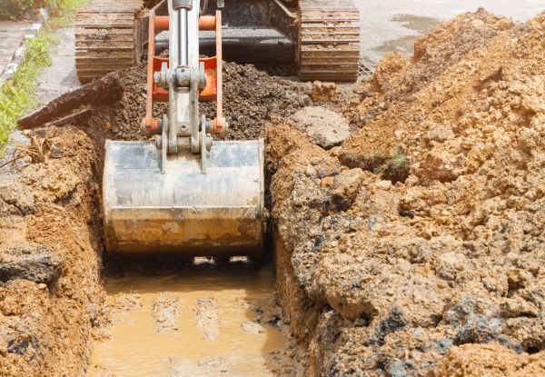Water Line Digging in New Albany